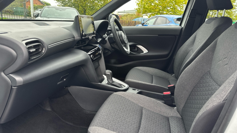 Toyota Yaris Cross 1.5 Hybrid Design 5dr CVT Hybrid Estate